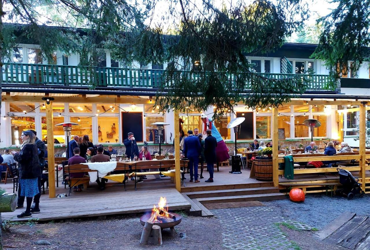 Hotel Kouty Ledec nad Sazavou Exterior photo